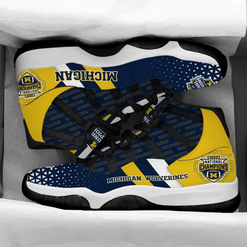 Michigan-Wolverines-Football-Jordan-11-Sneaker-GSS1062-2