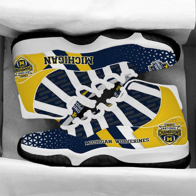 Michigan-Wolverines-Football-Jordan-11-Sneaker-GSS1062-4
