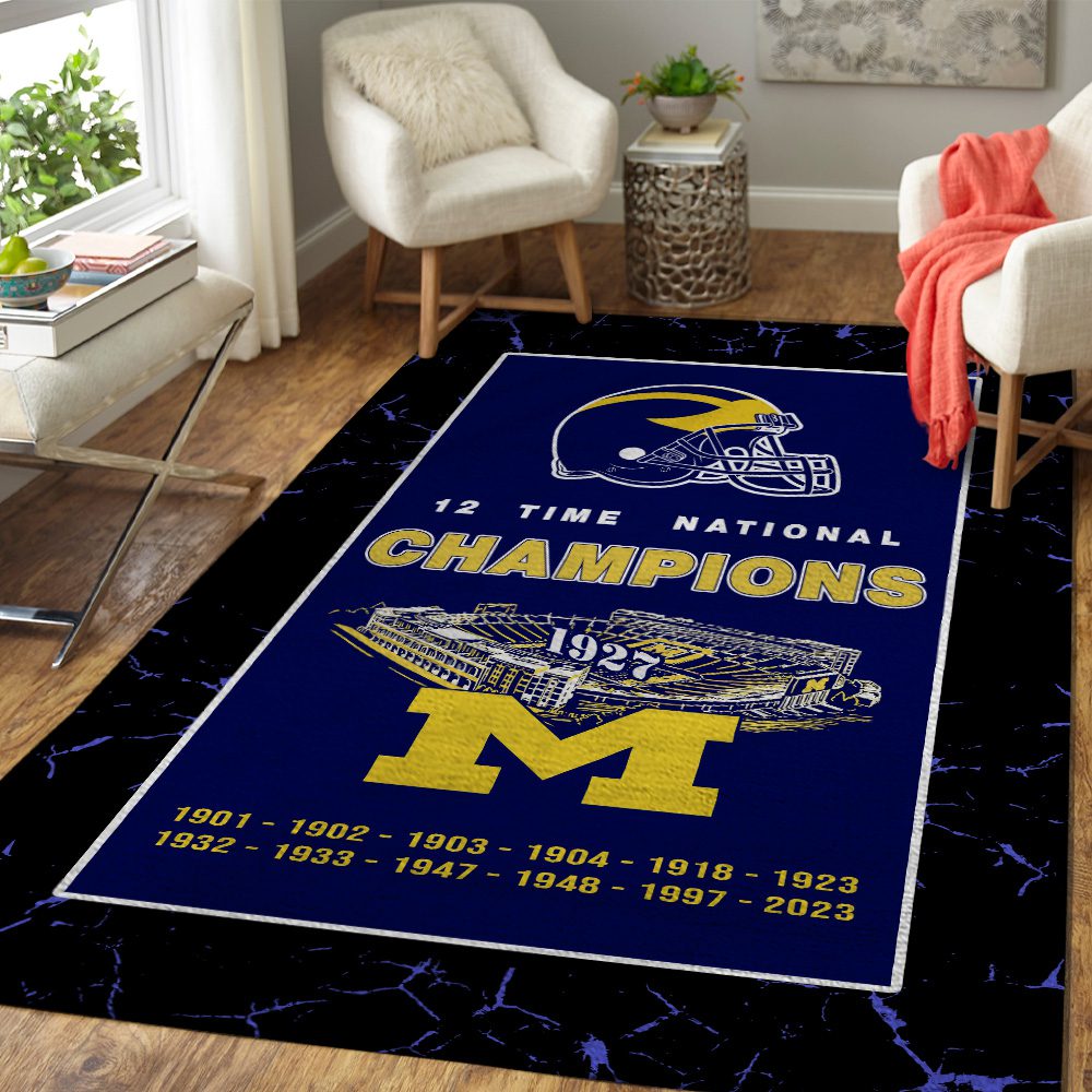 Michigan-Wolverines-Football-Rectangular-Rug-Floor-Decor-GRR1075-1