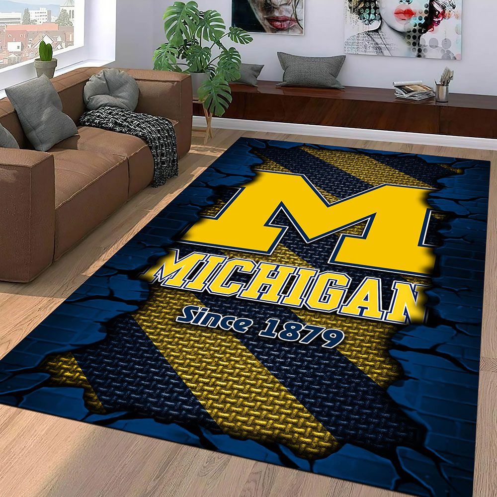 Michigan-Wolverines-Football-Rectangular-Rug-Floor-Decor-GRR1127-2