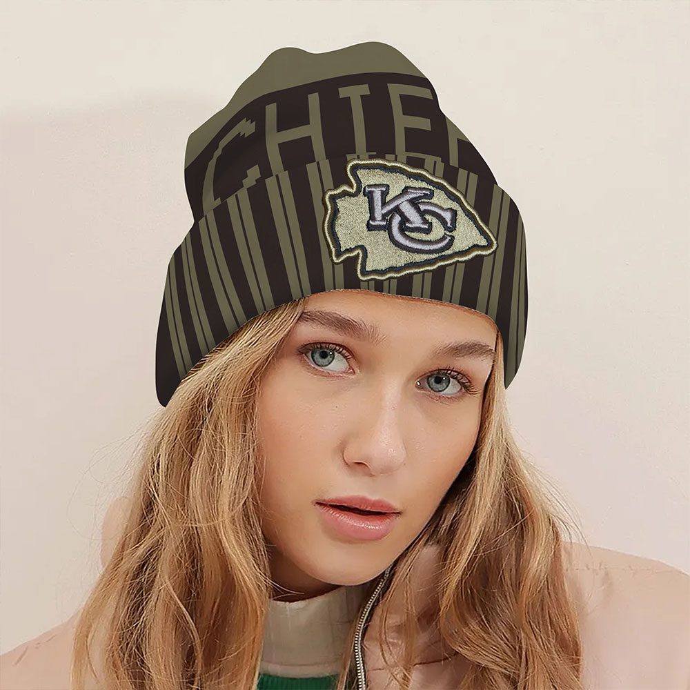 Kansas-City-Chiefs-2025-Salute-to-Service-Beanie-Hat-1